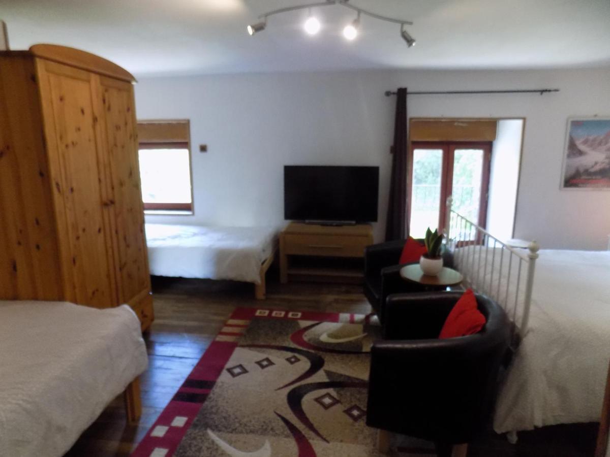 Bed & Breakfast Ianrhu *